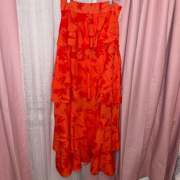 Skirt - Picture 1 of 4